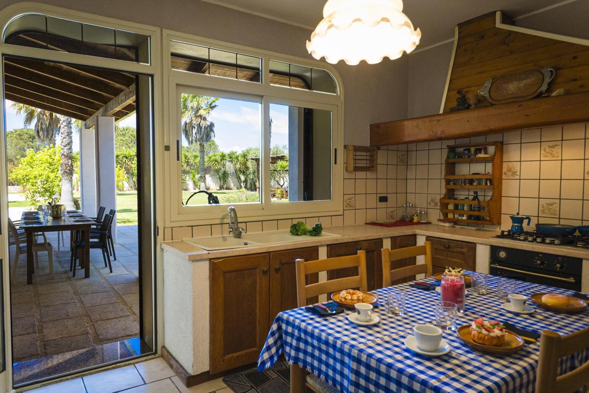 Villa El Capitano With Garden And Pool - Happy Rentals Muro Leccese Luaran gambar