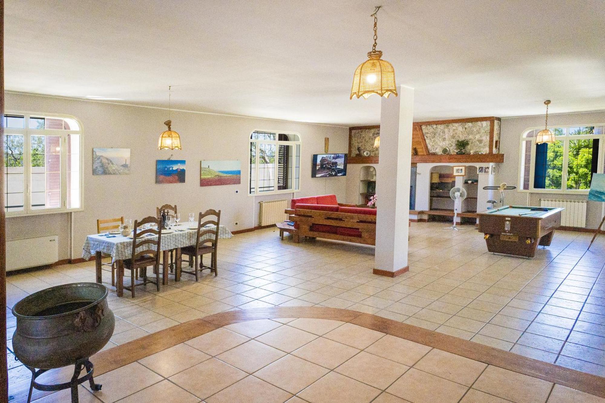 Villa El Capitano With Garden And Pool - Happy Rentals Muro Leccese Luaran gambar